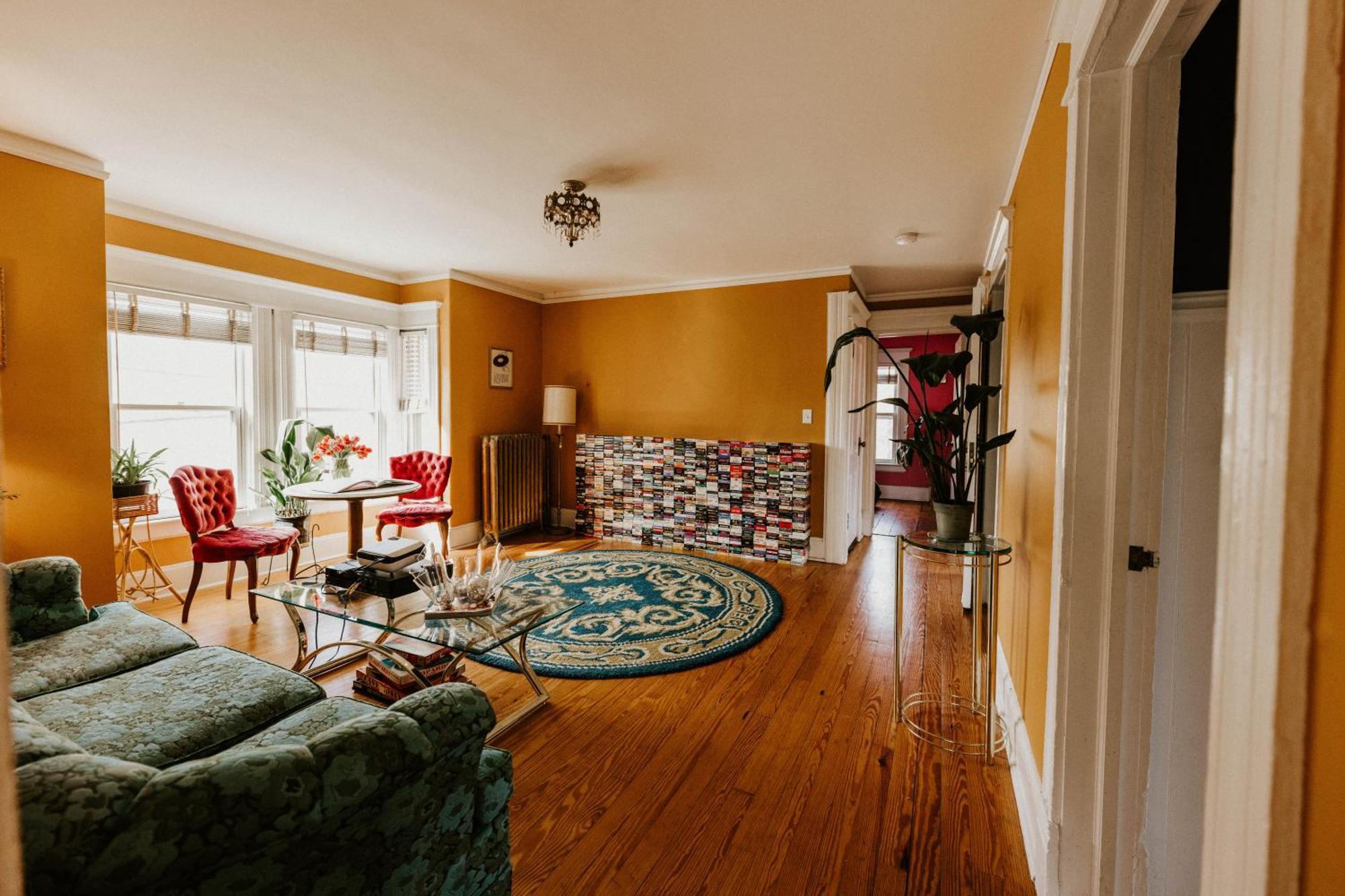 Retro Gem Box Victorian Steps From Irvine Park Apartment Сейнт Пол Екстериор снимка